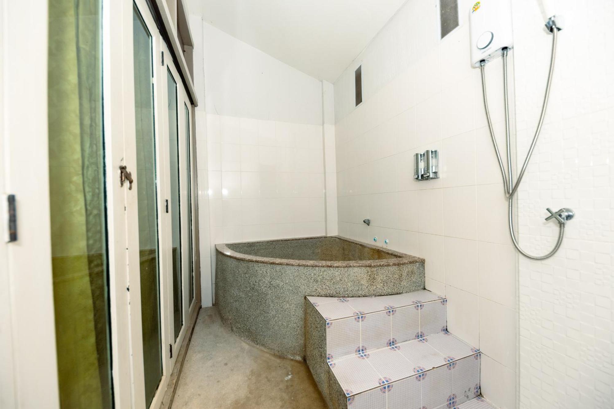 Sleep Hotel - Sha Certified Сурат-Тхані Екстер'єр фото